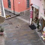 Tana Del Manzoni *